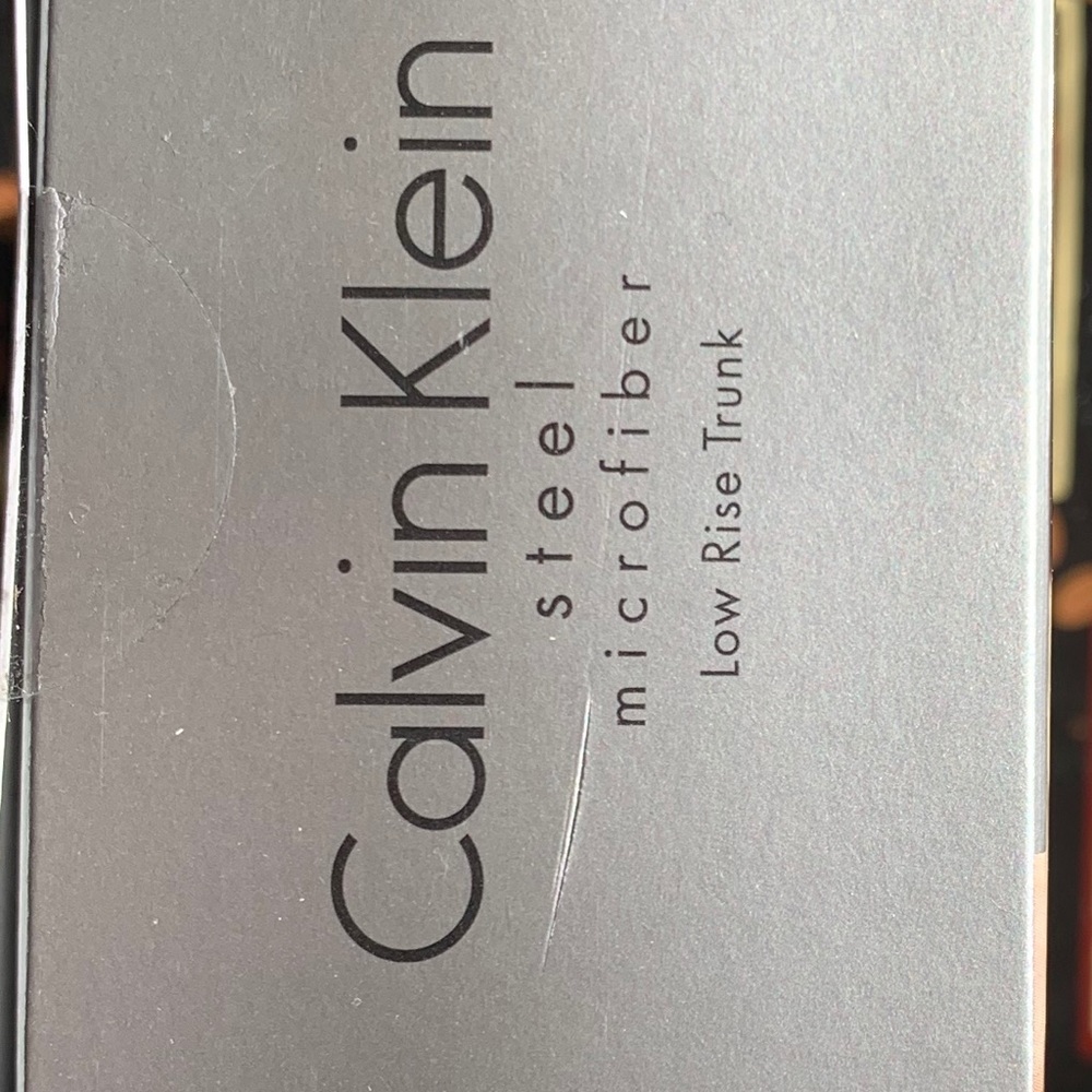 Calvin Klein Steel Microfiber low rise trunk - Picture 4 of 4